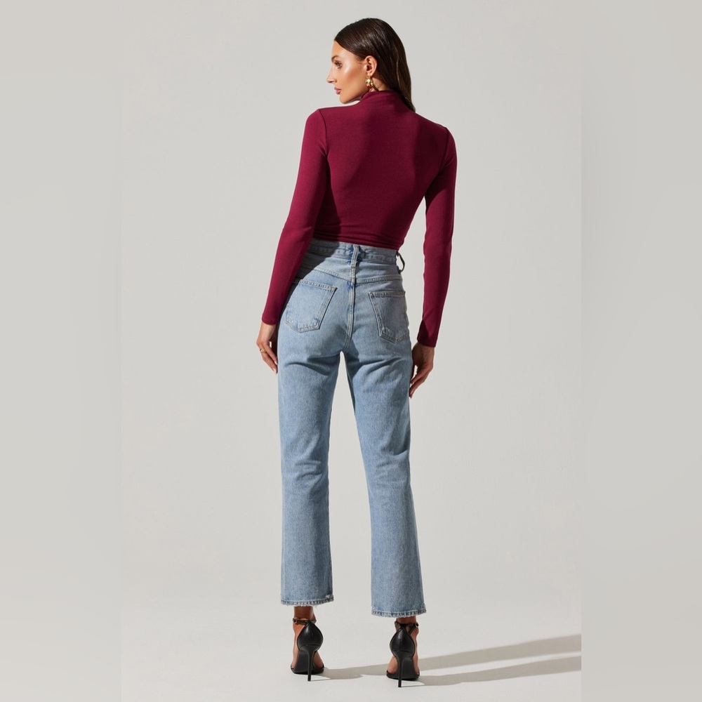 NWT ASTR Asymmetrical Pleated Cutout Mock Neck Top - Picture 3 of 11